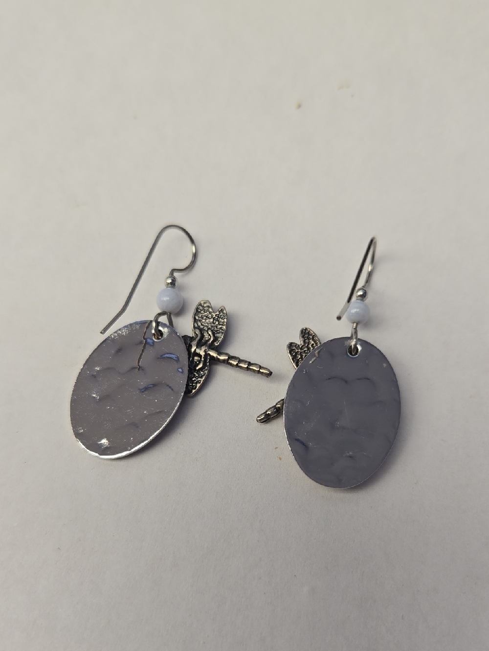🌷3/$25 Layered Dragonfly Silvertone Dangle Earrings - Picture 3 of 8